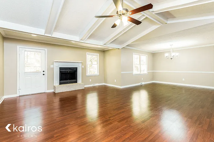 4251 Mill Creek Rd — Photo 2