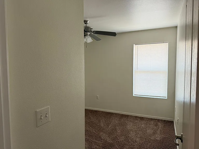 Diana Drive Apartments — Photo 13