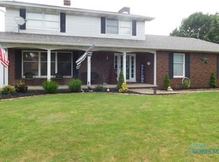 215 W Riverview Dr, Woodville, OH 43469
