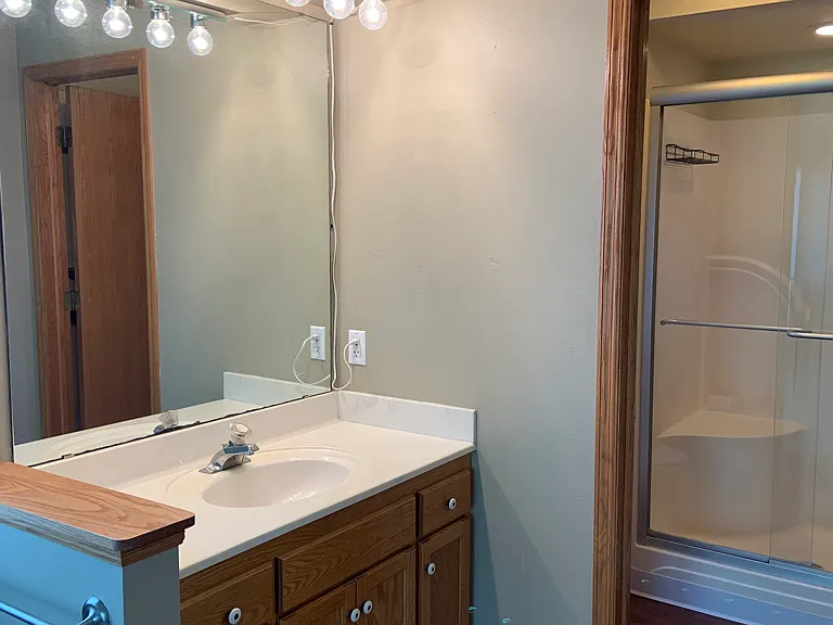 1228 N High Point Rd — Photo 15