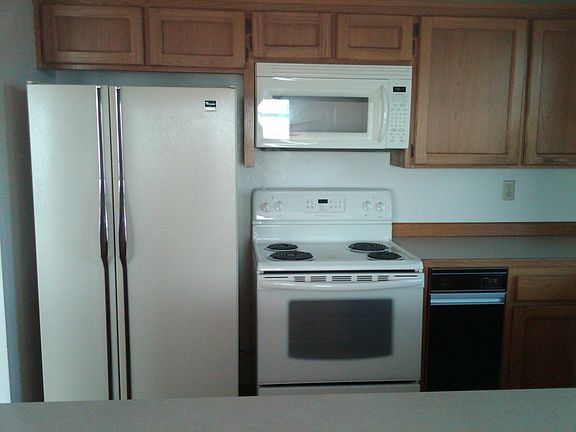 4th image of 1415 SE 9th Ave APT B301