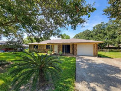 1918 Grace St, Alvin, TX, 77511