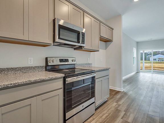 4th image of 75 Tatum Trl NE