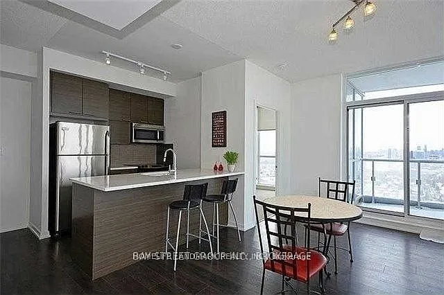 2 bed, $3,000 — Photo 2
