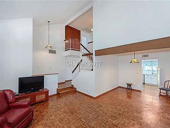 5th image of 7212 Carmen Blvd