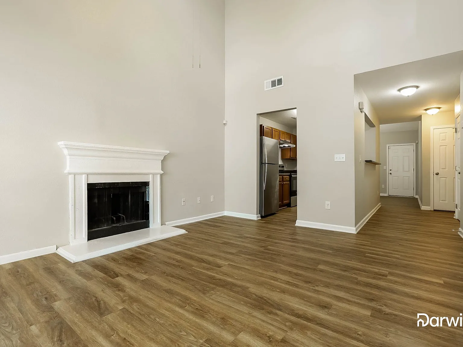3 bed, 2.5 bath, 1711 sqft, $1,875 — Photo 4