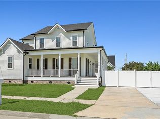 1820 Rose St, Arabi, LA 70032