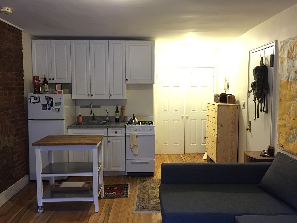 1st image of 217 Saint Johns Pl APT 1