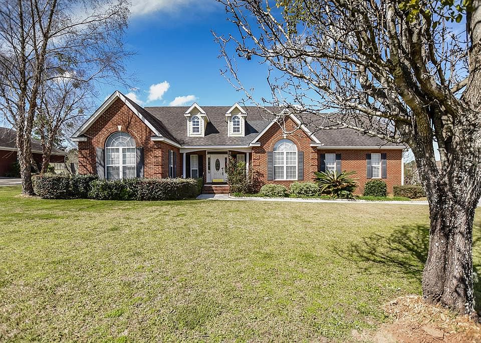 1st image of 3648 Arbor Run Dr