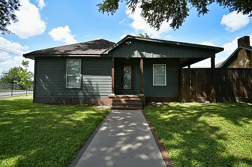 1403 Munger St Photo 1
