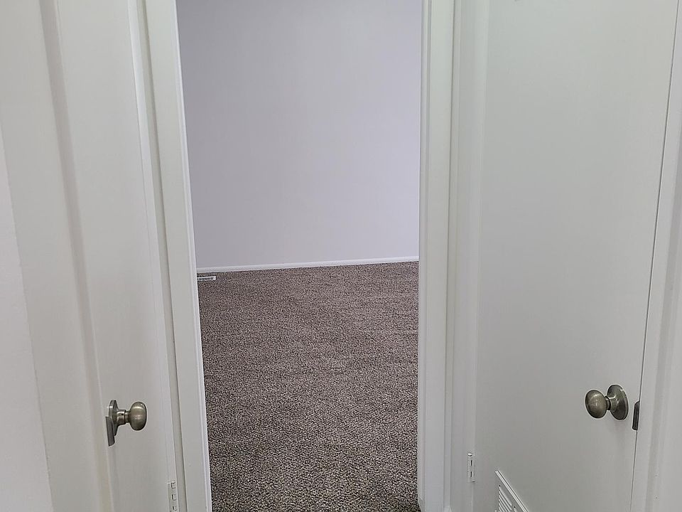 2nd image of 185 N Pingree Ave APT 4