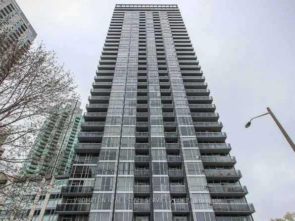 223 Webb Dr, Mississauga, ON