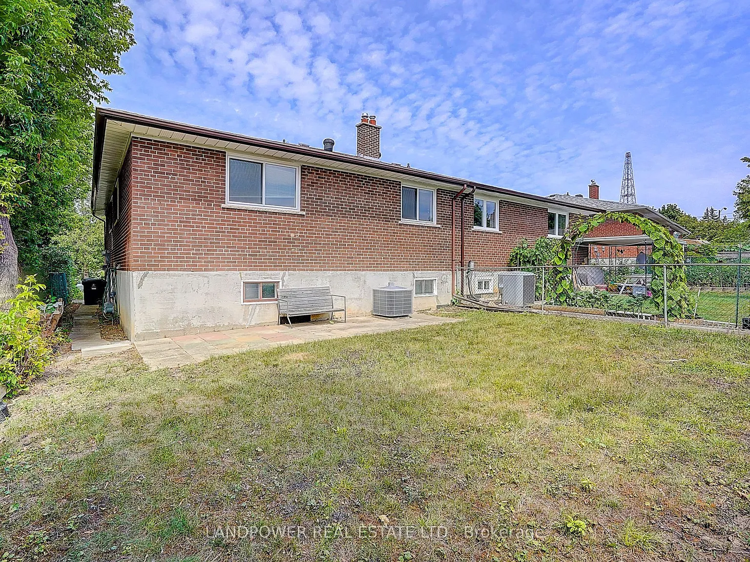 4 bed, $3,600 — Photo 3