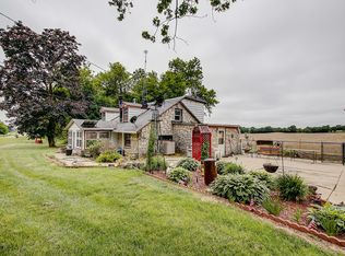 430 Browns Lake Dr, Burlington, WI 53105
