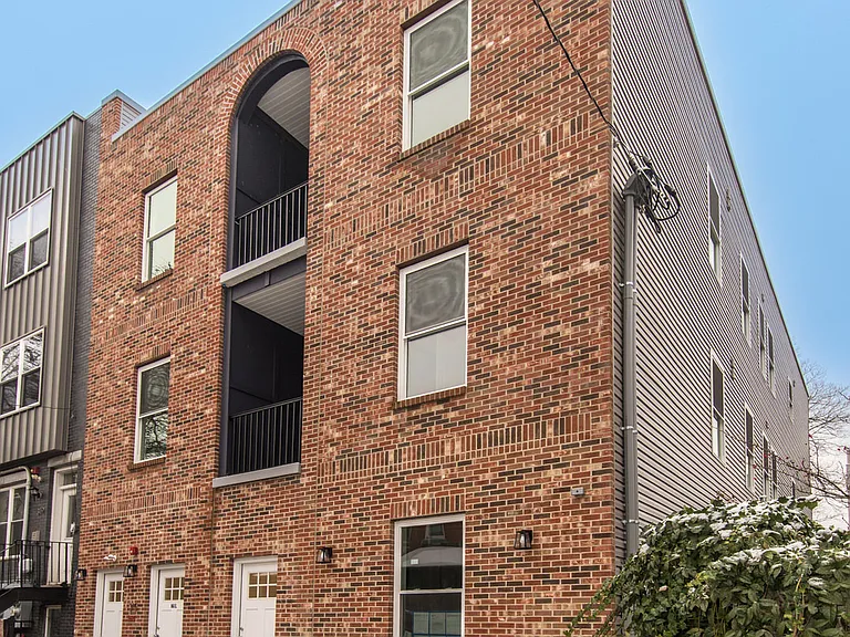 315 N Preston St #101 — Photo 2