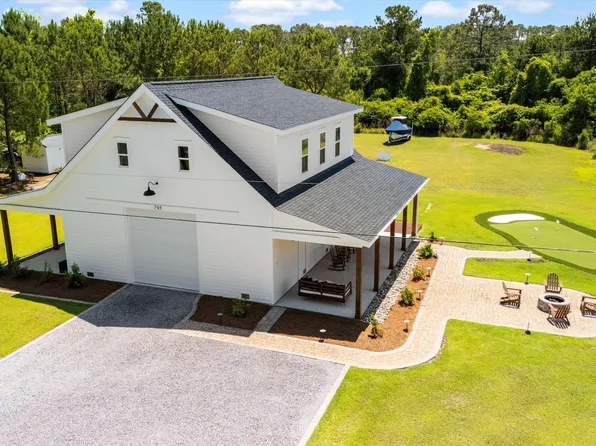 795 Shagule Rd, Edisto Island, SC 29438