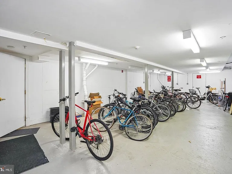 1324 Euclid St NW #103 — Photo 25