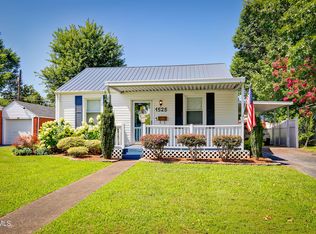 1525 Carolina Ave, Kingsport, TN 37664