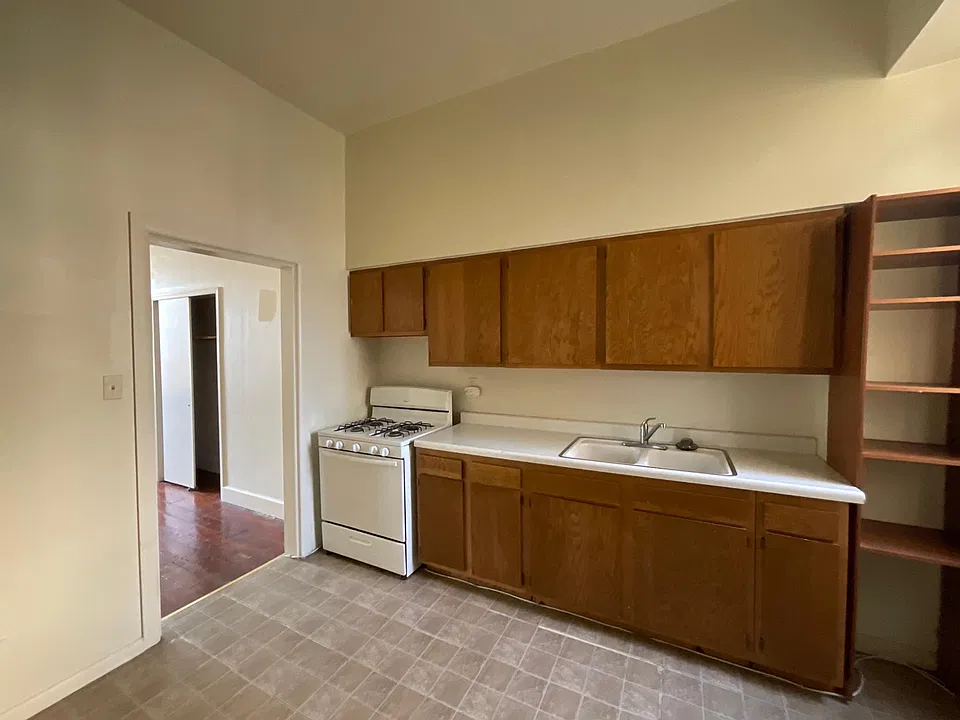 2015 Green St #2F