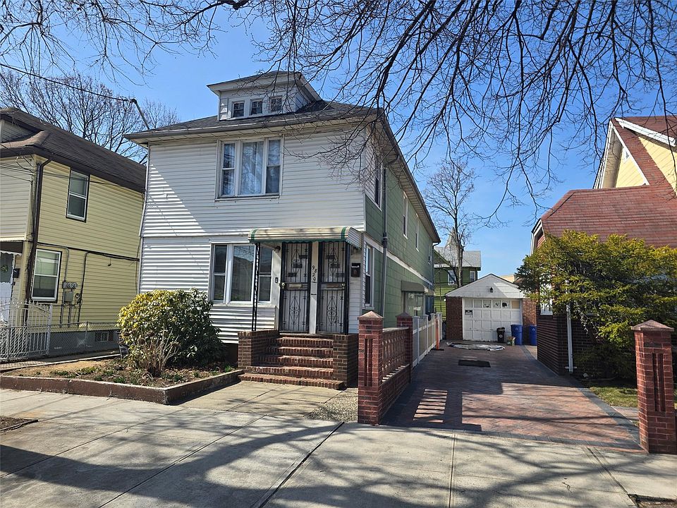 2nd image of 9820 218th St