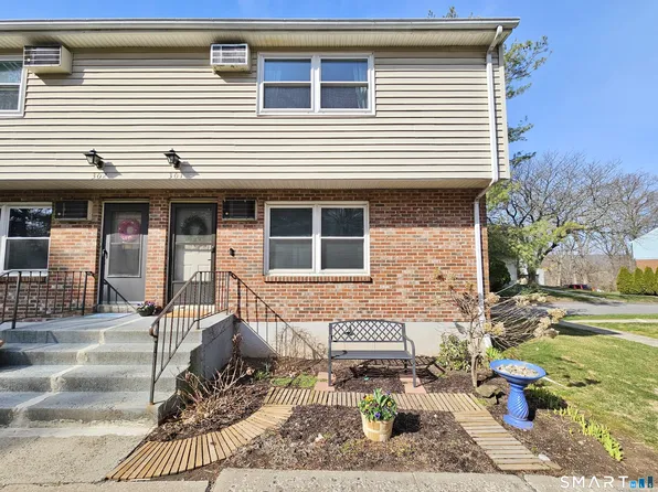 107 Blackstone Village #107, Meriden, CT 06450