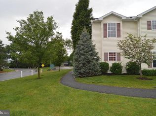 5 Christine Dr, Reading, PA 19606