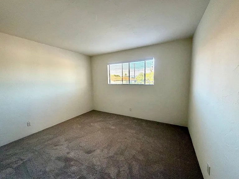 25 W Pedregosa St — Photo 13