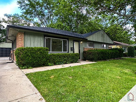 2nd image of 306 Waldmann Dr