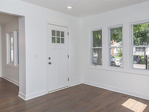 3rd image of 1544 Osceola Ave