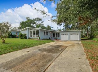 6915 Holiday Rd N, Jacksonville, FL 32216