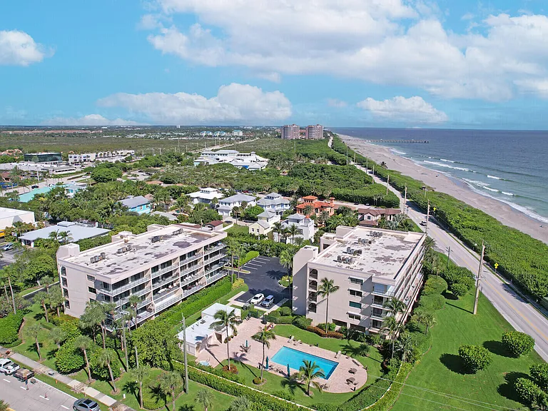 1055 Ocean Dr #403 — Photo 34
