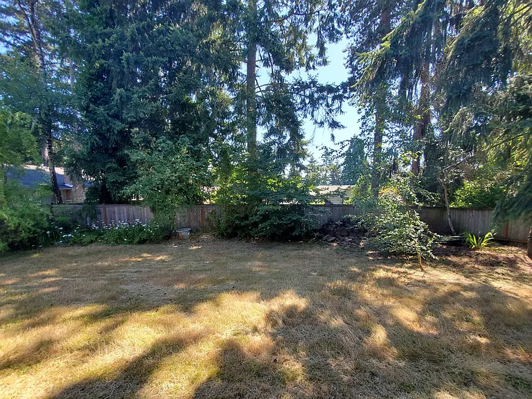 1524 172nd Pl NE — Photo 17
