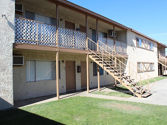 2nd image of 24271 Webster Ave APT 2