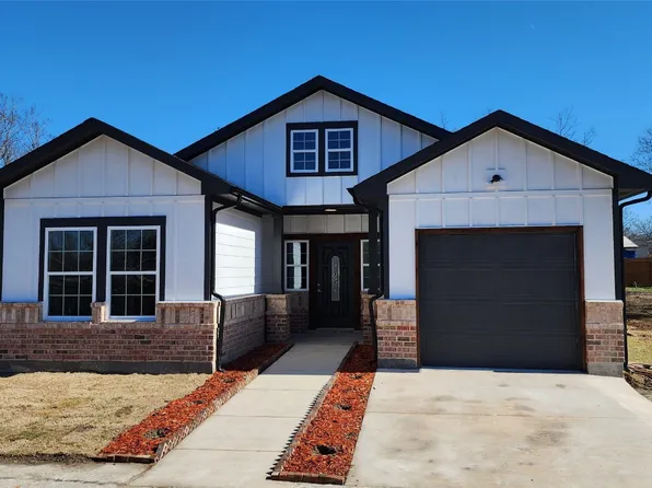 1817 College St, Greenville, TX 75401