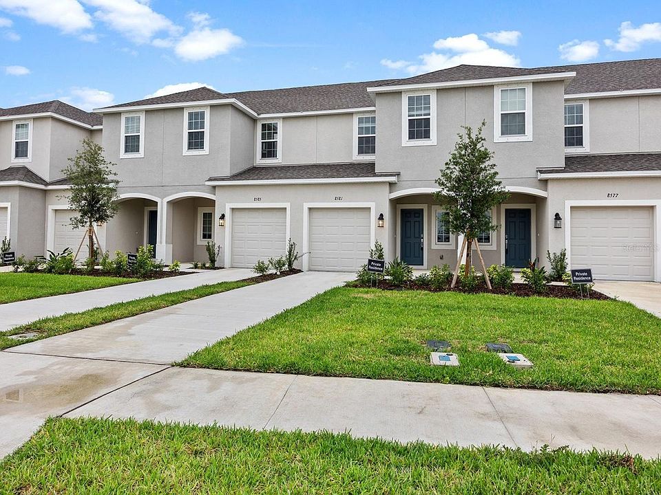 1st image of 8581 Lunar Skye St