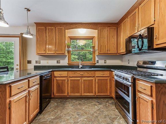 4th image of 5394 Millwood Dr