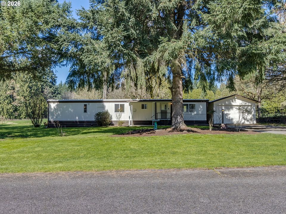 1st image of 4810 NE 105th Cir