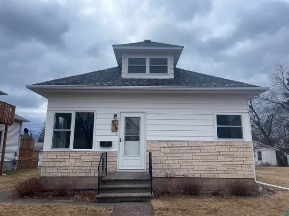 608 10th Ave, Two Harbors, MN 55616