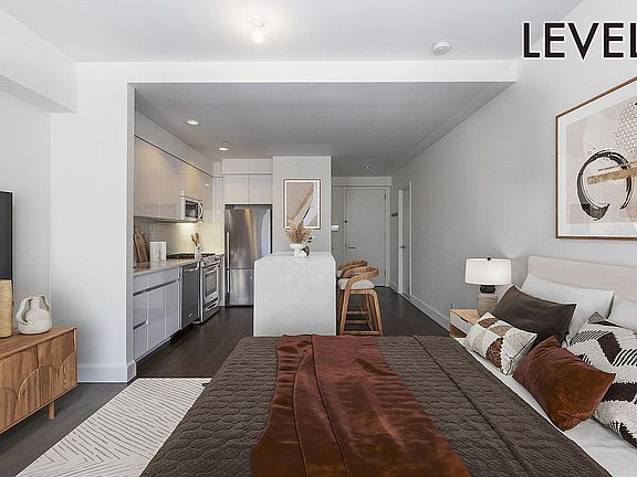 3rd image of 1125 45th Ave APT 4H