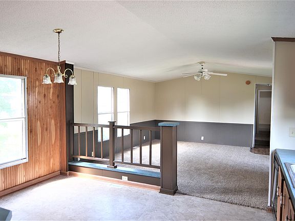 2nd image of 5675 Paradise Dr