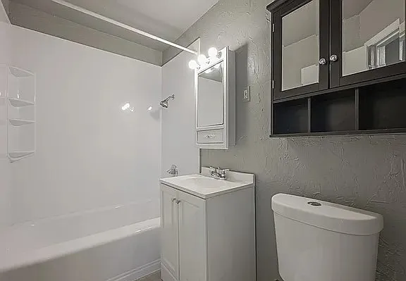 2325 Mustang St — Photo 12