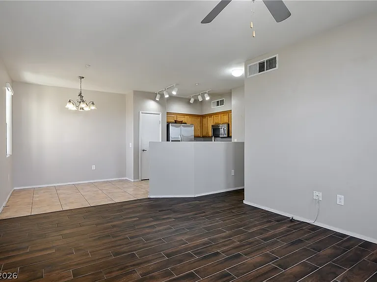 50 Aura De Blanco St #10203 — Photo 8