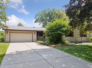 3496 Nancy Pl, Shoreview, MN 55126