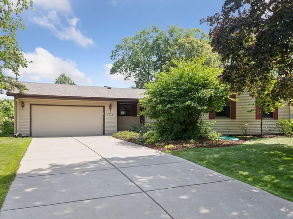 3496 Nancy Pl, Shoreview, MN 55126