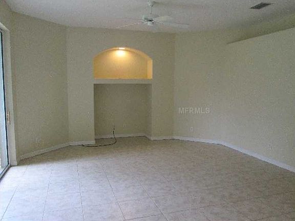 4th image of 4535 Anona St
