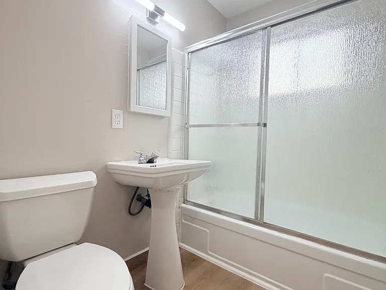 1548 N 11th Ave #D — Photo 10