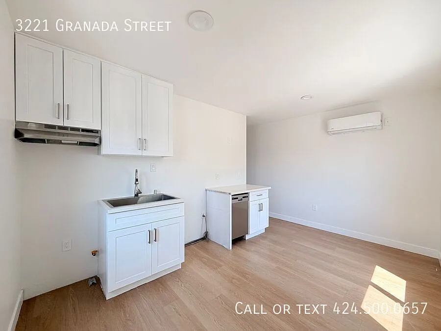 2 bed, 1.0 bath, $2,495 — Photo 4