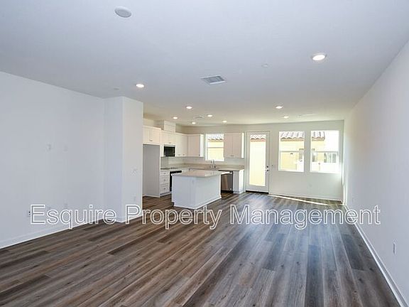 2nd image of 193 Capistrano Dr