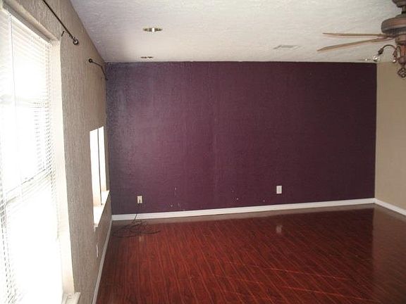 2nd image of 4307 NW Pollard Ave