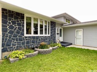 255 Litzenberger Cres, Regina, SK S4R7A2